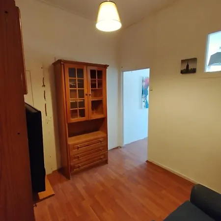 Largo Dos Trigueiros * Lisboa