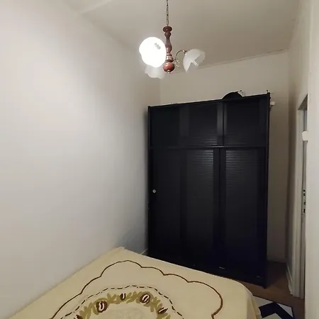 Guest house Largo Dos Trigueiros Lisbon